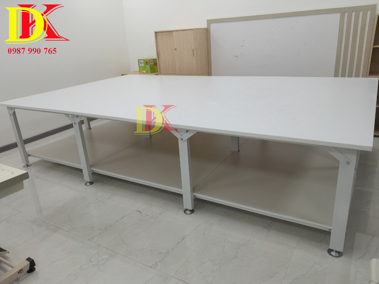 Bàn cắt vải gia đình