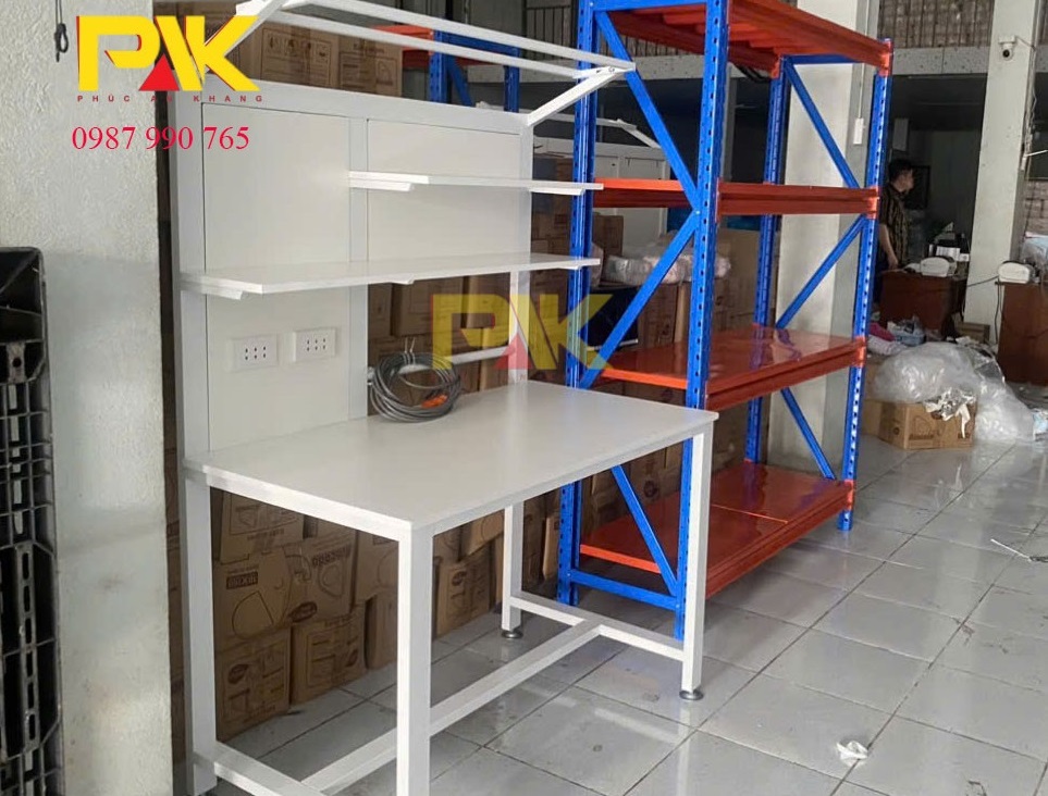 Bàn đóng gói M5 Bàn đóng gói M5